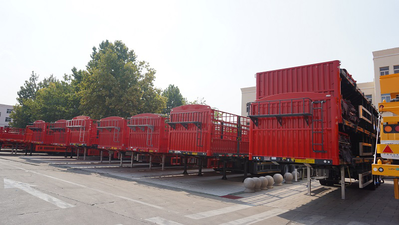 fence trailer