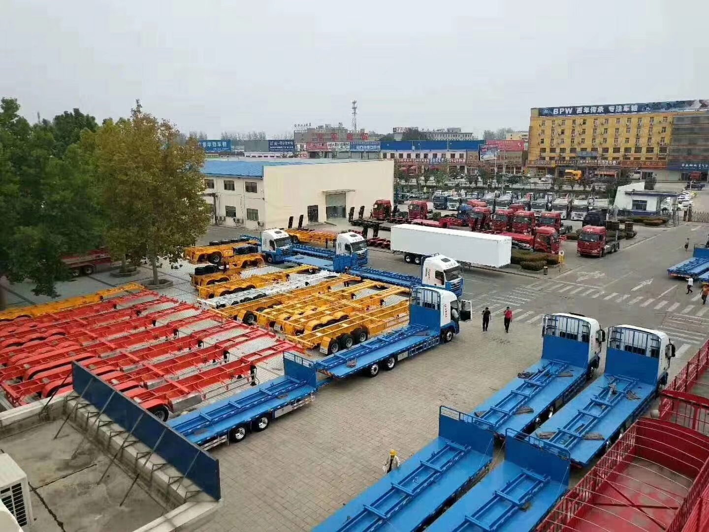 lowbed trailer
