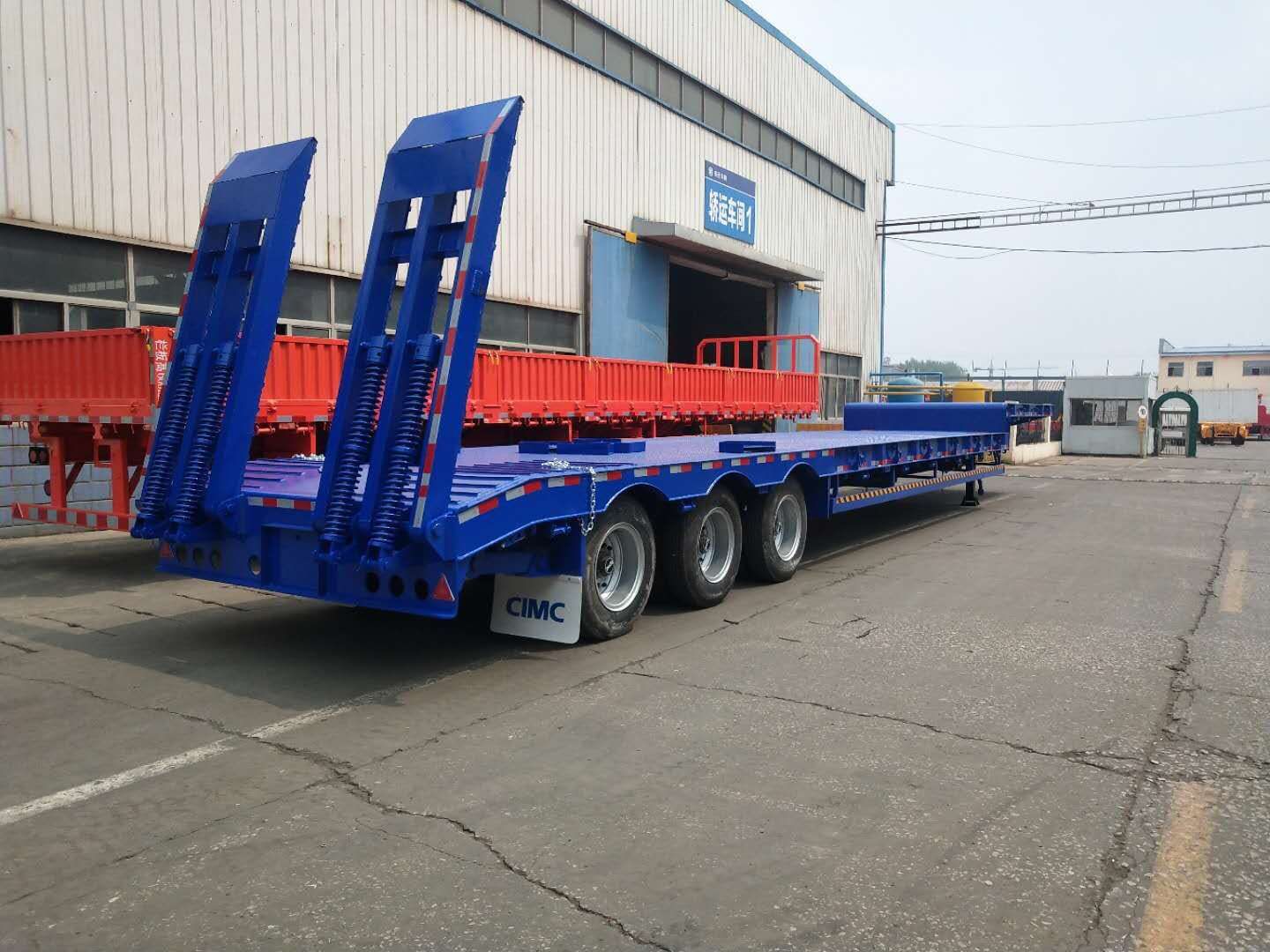 low bed trailer