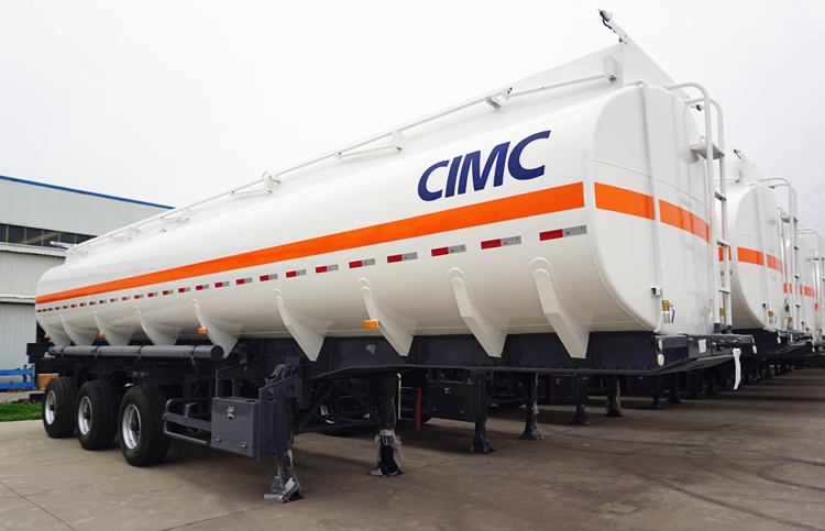 Oil tanker trailer
