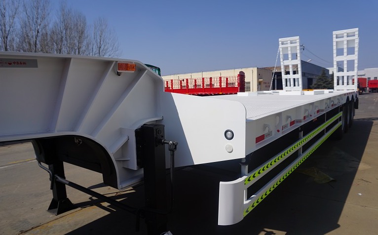 low bed trailer