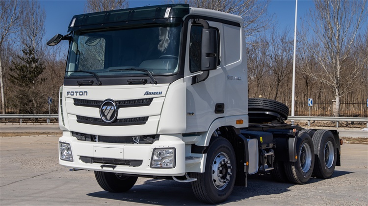 Foton Auman GTL Truck Head 6x4 for Sale In Dominican