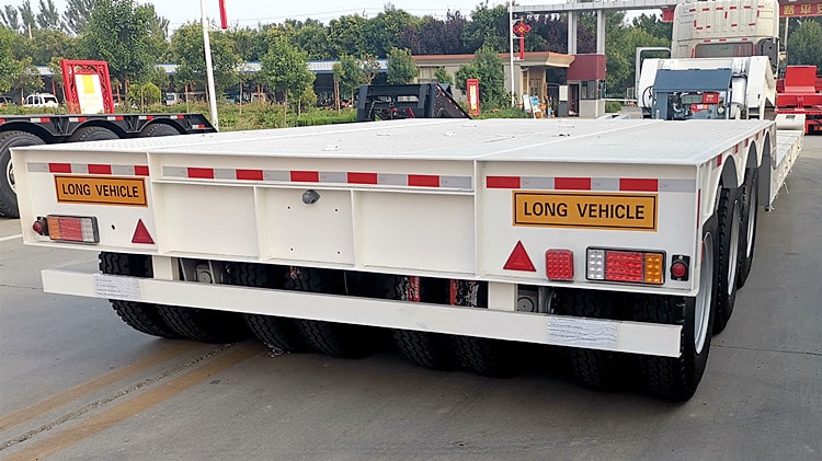 CIMC 120t Lowboy Gooseneck Trailer for Sale in Senegal