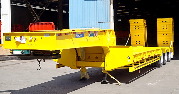 CIMC Tri Axle 80 Ton Semi Low Bed Trailer for Sale in Senegal
