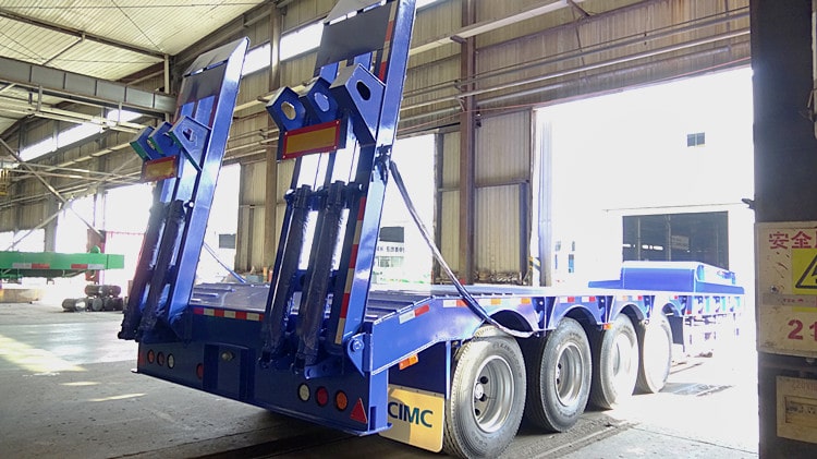 CIMC 4 Axle 100ton Low Bed Trailer for Sale in Mozambique