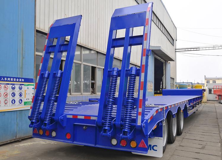CIMC 60T Tri Axle Drop Deck Trailer for Sale in Ghana