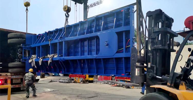 CIMC 3 Axle 40 Foot Flatbed Trailer for Sale in Madagascar