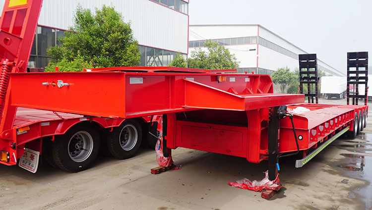 CIMC 4 Line 8 Axle Lowbed Semi Trailer for Sale in Congo