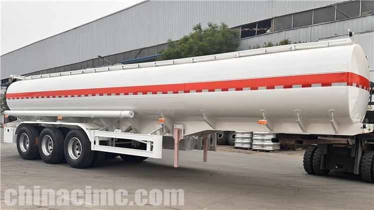 Tri Axle 45000 L Oil Tanker Trailer for Sale In Rwanda