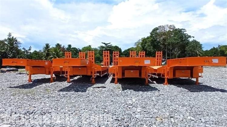 Tri Axle 80 Ton Low Bed Semi Trailer will ship to Dominica