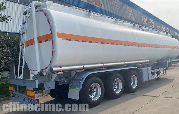 Tri Axle Diesel Tanker Trailer for Sale In Tanzania