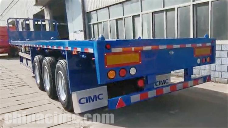 Tri Axle Trailer with Front Wall for Sale In Dar es Saddam, Tanzania