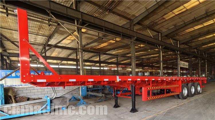 Tri Axle Trailer with Front Wall for Sale In Dar es Saddam, Tanzania