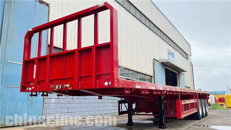 Tri Axle Trailer with Front Wall for Sale In Dar es Saddam, Tanzania
