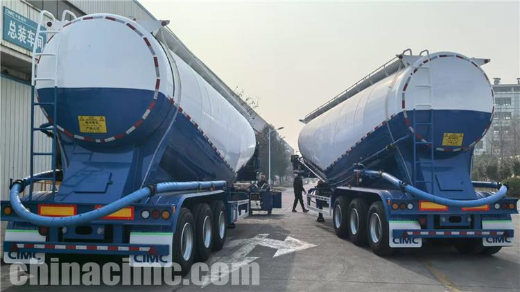 Tri Axle Cement Bulker Tanker Trailer for Sale In Kenya