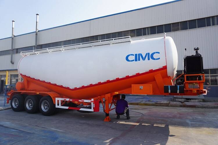 32cbm pneumatic sand trailer