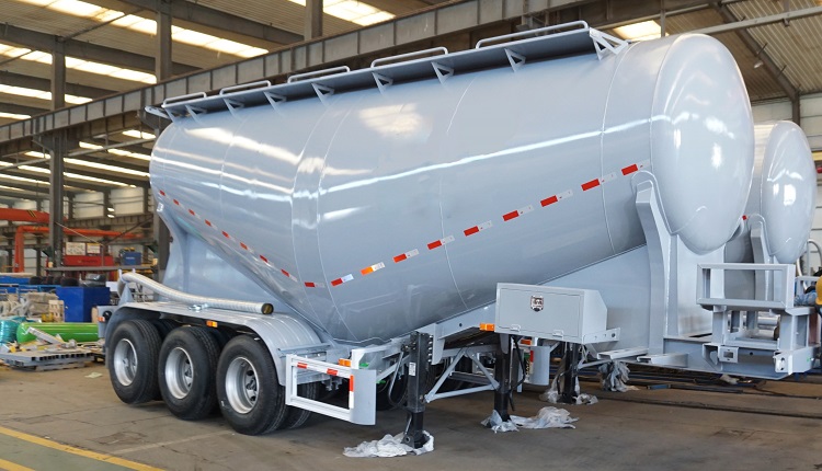 CIMC Tri Axle 30/32/35cbm Cement Bulker for Sale