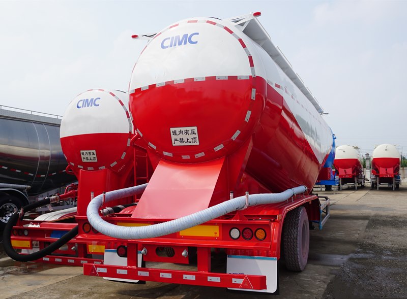 bulk cement tanker