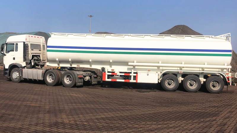 CIMC 3 Axle Truck Fuel Road Tanker Trailer