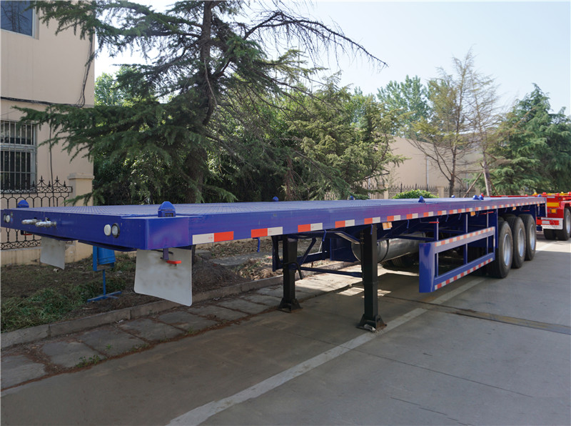 CIMC Tri-axle Flat Bed Semi Trailer for Sale in Mozambique