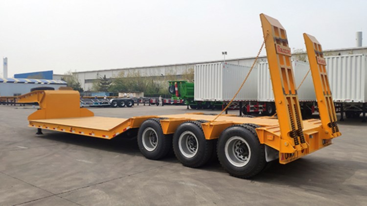 Tri axle low loader trailer for sale