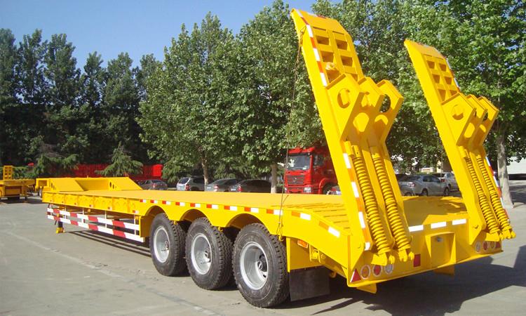 3 Axle 60 Ton Low Loader Semi Trailer for Sale Price in Tanzania Tanga 