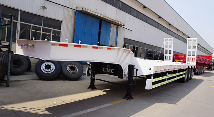 3 axles low bed truck trailer
