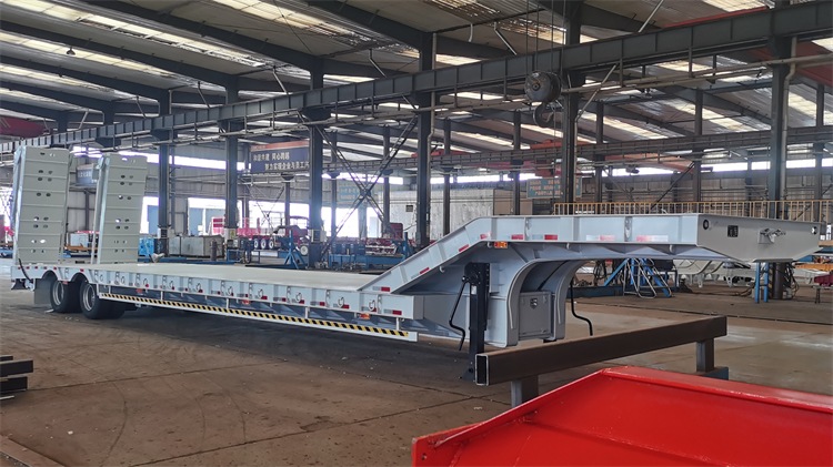 CIMC 2 Axle 80 Ton Low Bed Truck Trailer for Sale | CIMC VEHICLE