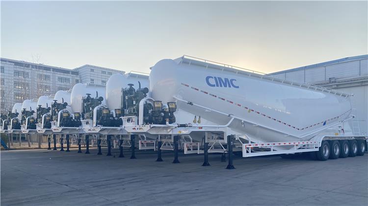 CIMC 5 Axle Bulker Cement Tanker Trailer for Sale in Ghana