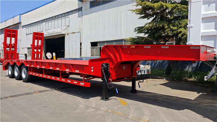CIMC 3 Axle 80 Ton Low Loader Trailer for Sale In Sierra Leone