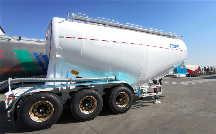 32 Cbm V Type Silobas Trailer